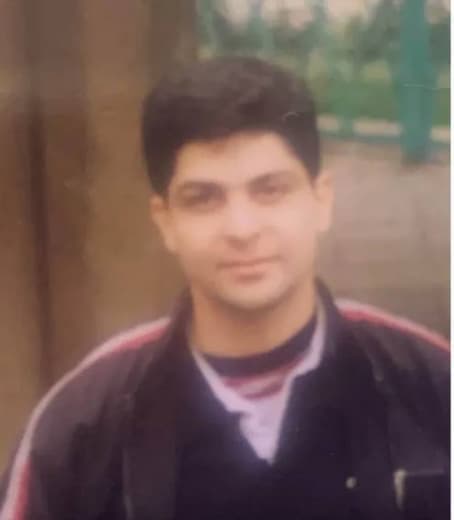 علی پولادستون