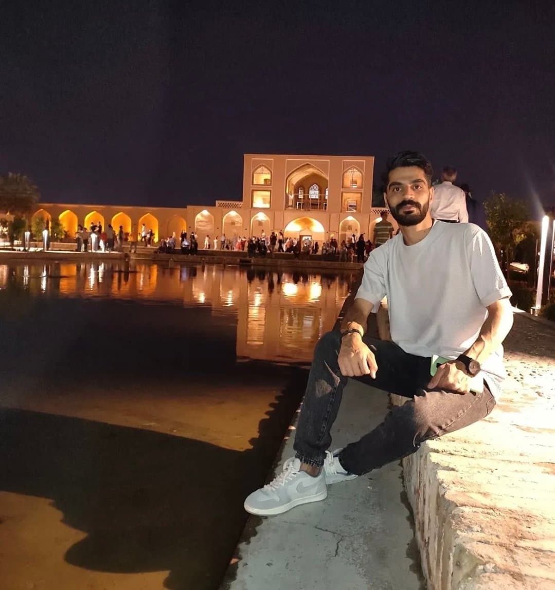 کیانوش عباد