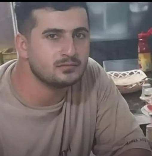 میلاد غلامزاده