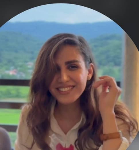نسترن زارع منش