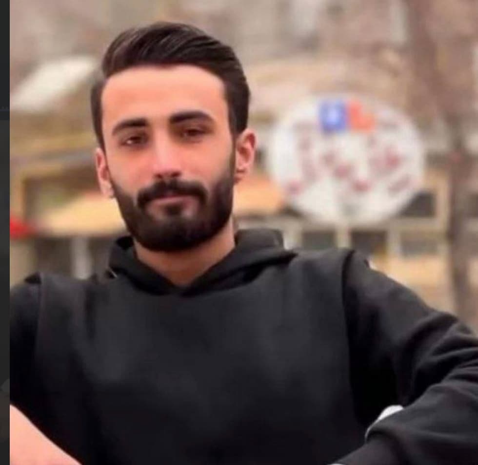 ایمان اسدی